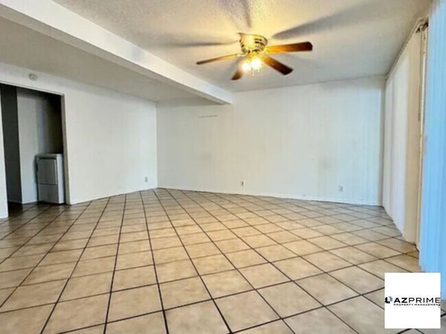 Building Photo - Beautiful home