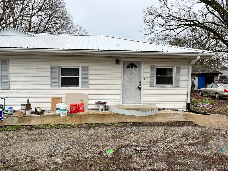 2 Bell Ave Unit B, Rossville, GA 30741 Condo for Rent in Rossville