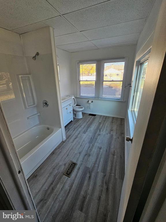 Building Photo - 959 S Main St