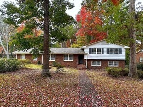 Building Photo - 544 Ellynn Dr