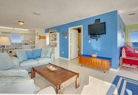 Building Photo - 1501 NE Ocean Blvd