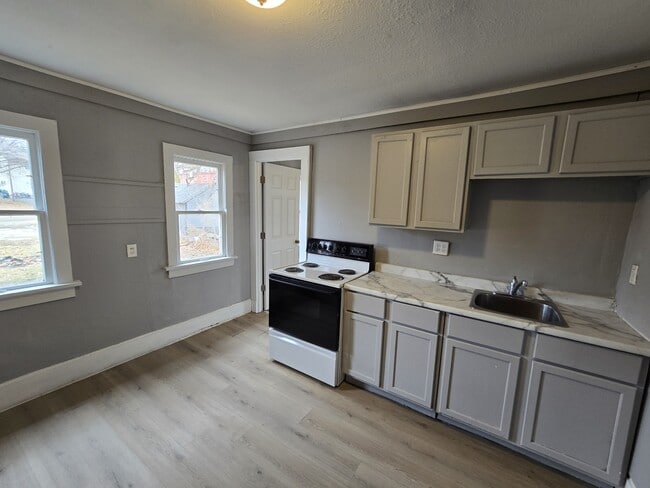 Foto del edificio - 714 W 1st St