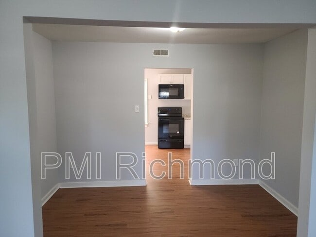 Building Photo - 3409 Chalfont Dr