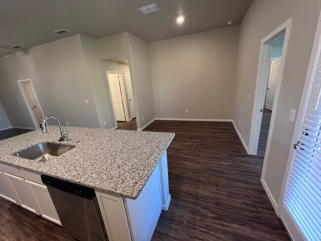 Foto del edificio - Rare 3 Bedroom In Frenship ISD!