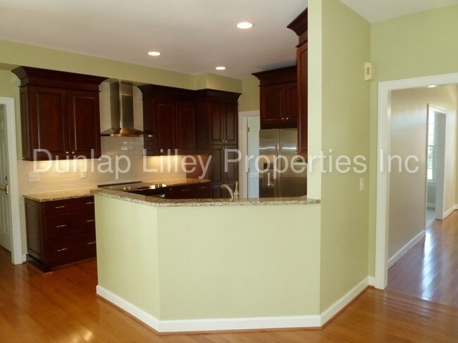 Building Photo - 301 Perry Creek Dr