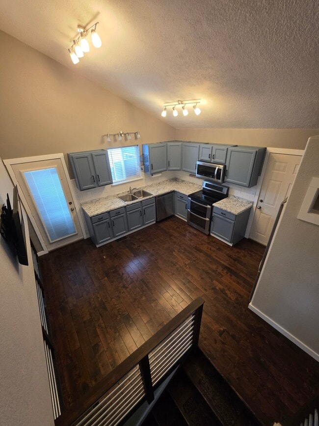 Building Photo - 13389 N Mariposa Ct