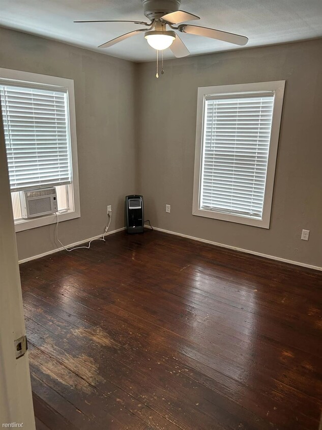 Building Photo - 1 br, 1 bath House - 1503 E Travis St
