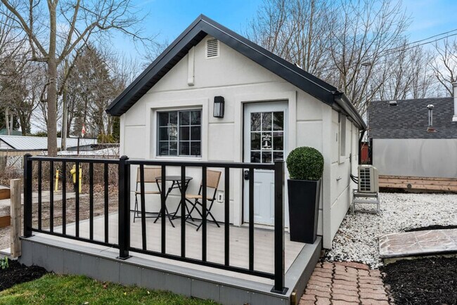 Photo du bâtiment - 2015 Water St