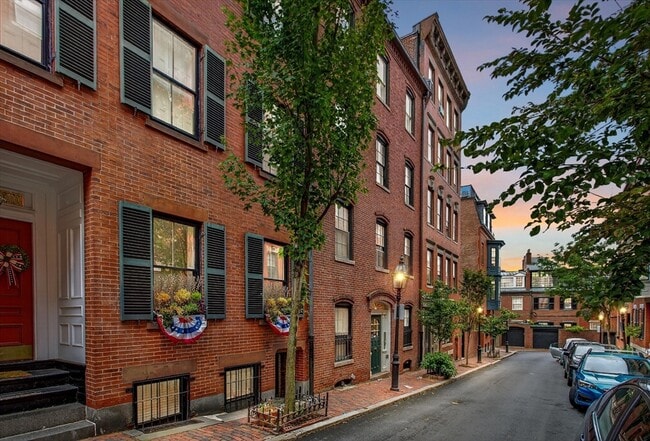 Foto del edificio - 130 Myrtle St