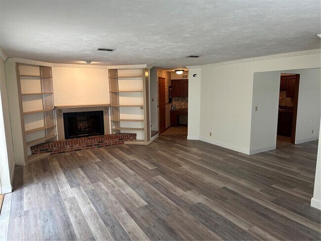 Foto del edificio - 2145 NE 45th Ave