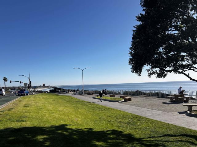 Foto del edificio - 159 Redwood Ave