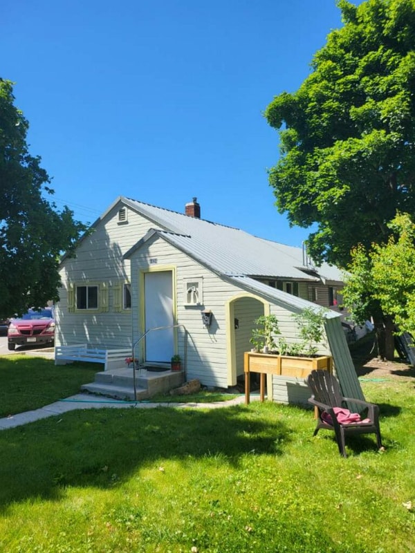 Building Photo - 1424 S 5th St W