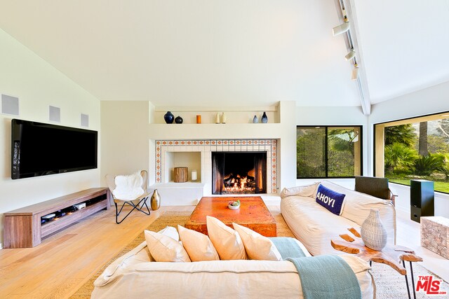 Building Photo - 23287 Palm Canyon Ln