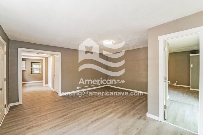 Foto del edificio - 925 Roosevelt St