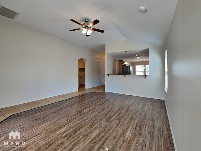 Building Photo - 14617 Moon Daisy Dr