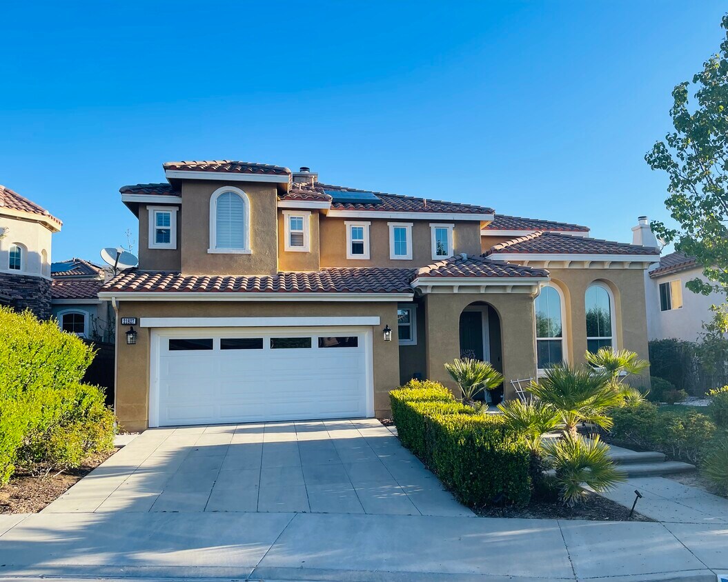 Foto principal - 21827 Taylor Ct