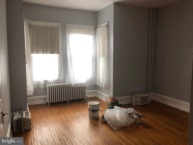 Foto del edificio - 1013 Lafayette Ave