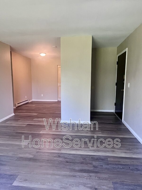 Foto del edificio - 220 Charleston Blvd