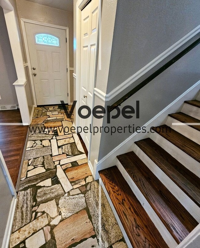 Foto del edificio - AVAILABLE NOW with MOVE IN SPECIAL! Overla...