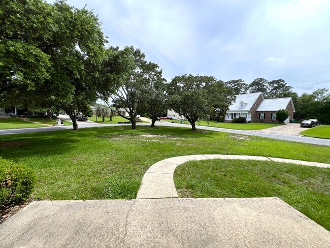 Foto del edificio - 27 Bayou View Dr