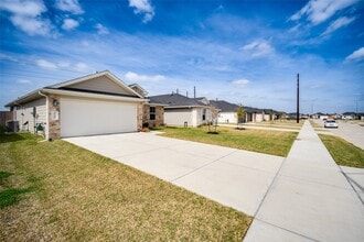 Building Photo - 3726 Lanercost Ln