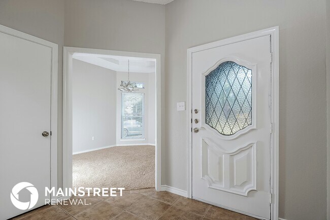 Building Photo - 707 Gunnison Ct