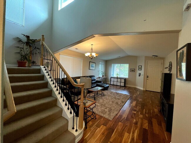 Building Photo - 2509 Whitney Oaks Ln
