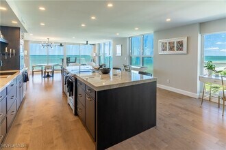 Building Photo - 10701 Gulf Shore Dr
