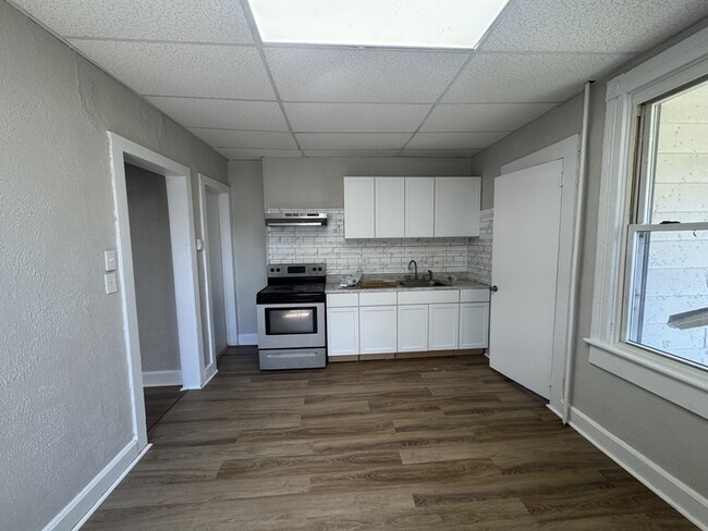 Foto del edificio - 514 Harrison Ave