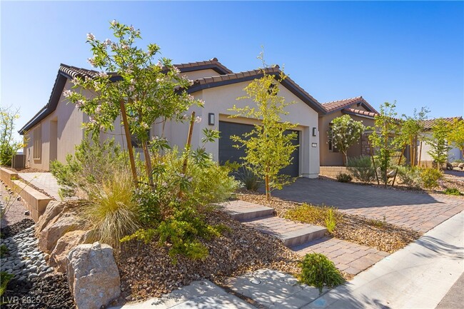 Building Photo - 52 Stone Blf Ln