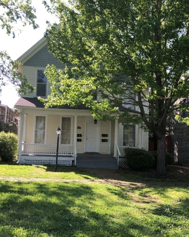 Primary Photo - 1031 SW Taylor St