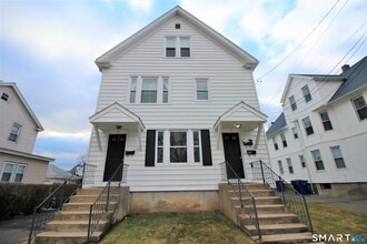 Building Photo - 19 Nesbit Ave
