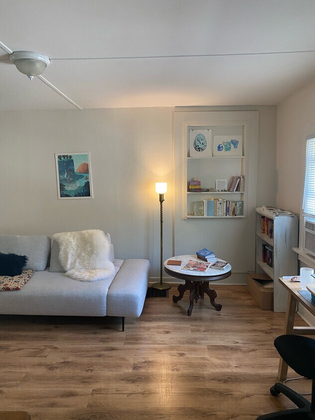 Foto principal - 313 2nd St