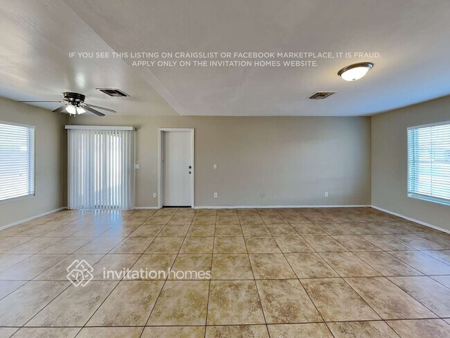 Foto del edificio - 3735 W Sunland Ave