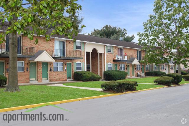 Jamestown Square Apartments Jamestown Square Apartments