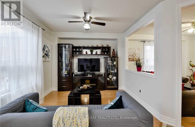 Building Photo - 17 Hollingsworth Cir