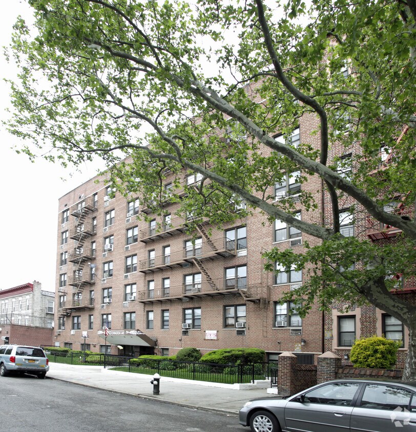 Foto del edificio - 315 Ovington Ave