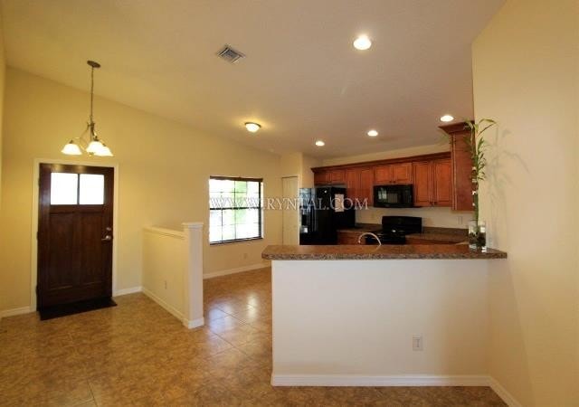 Building Photo - 3509 72nd Dr E