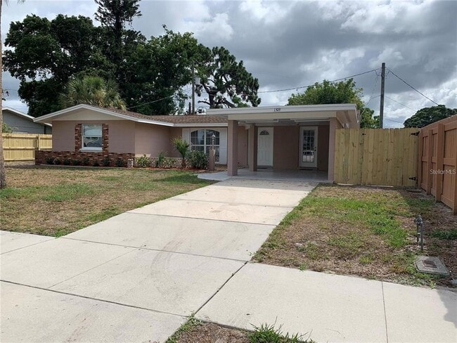 Building Photo - 1509 Banyan Dr