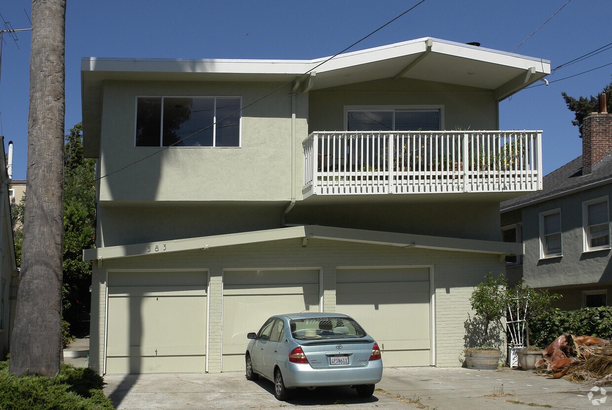 Foto del edificio - 583 Chetwood St