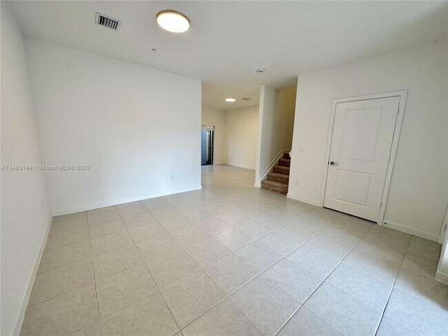Building Photo - 255 SW 159th Pl