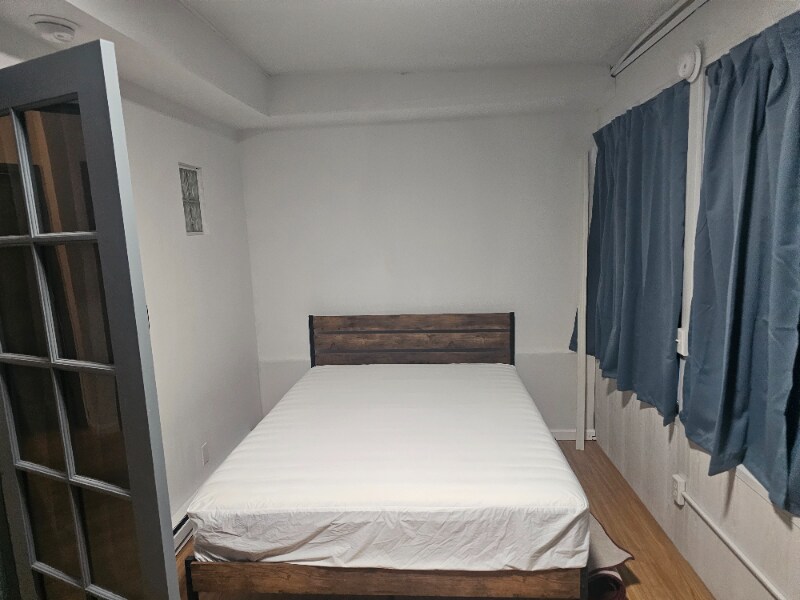 Foto principal - 828 Santa Marina St