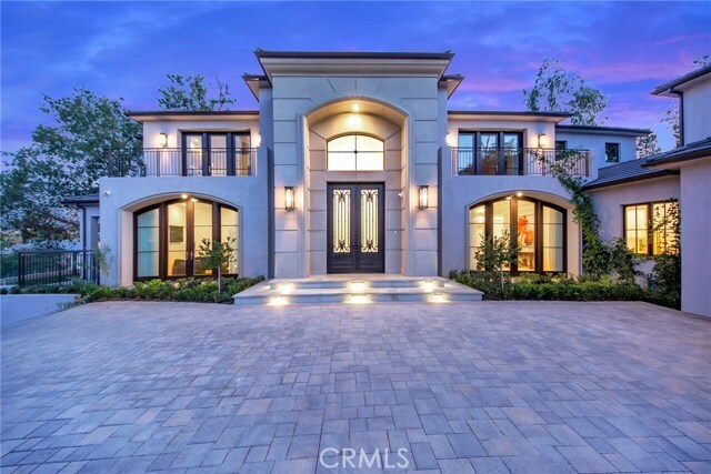 Building Photo - 16818 Encino Hills Dr