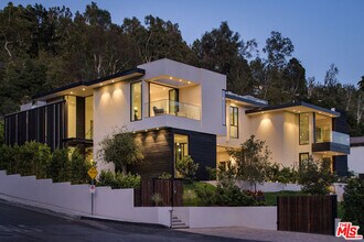 Building Photo - 982 Stone Canyon Rd