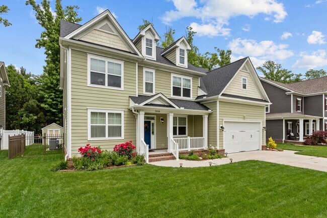 Building Photo - Newly built and beautiful property located...