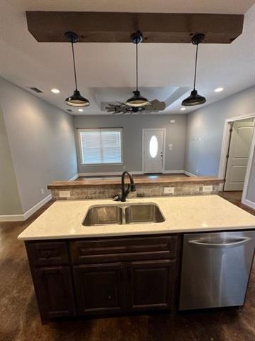 Foto del edificio - 1002 Kelley Ln