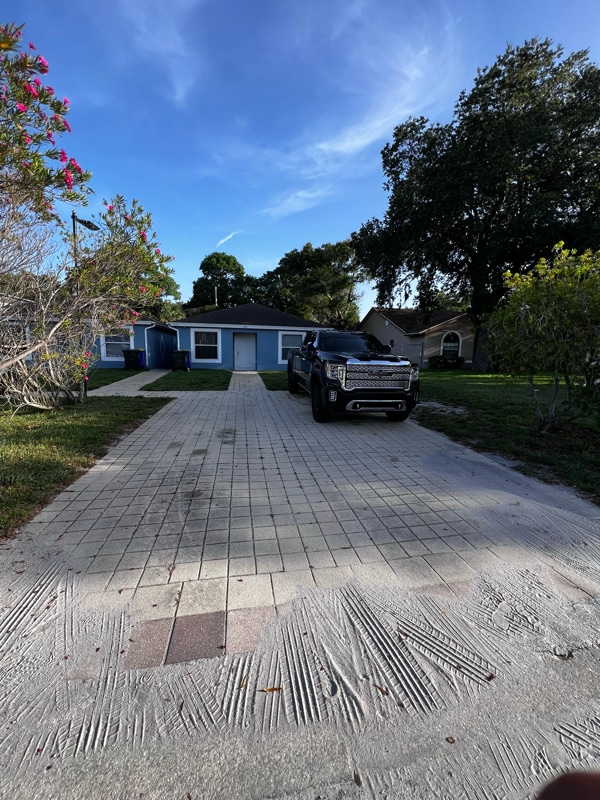 Building Photo - 1311 Emerald Terrace