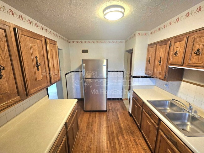 Building Photo - 8883 St Cyr Dr