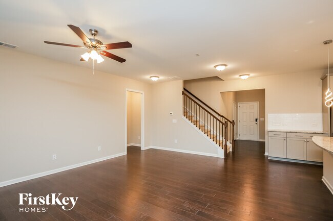Foto del edificio - 6040 Wheeler Ridge Rd