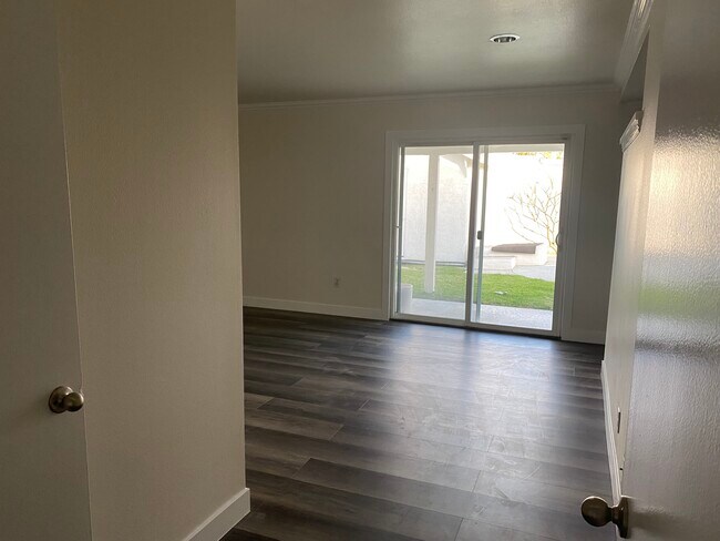 Building Photo - 14092 Utt Dr